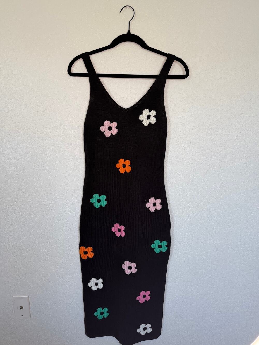 H&M Black Floral Knit Sweater Midi Dress – Size Small